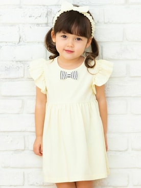 「袖フリル」｜「アイテム（ワンピース/ドレス）」を使った、BEBE ONLINE STOREさん（キッズ・110cm）の夏コーディネート
