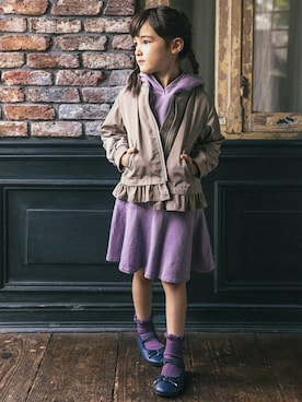 「BeBe（ベベ）のアイテム（ジャケット/アウター）」を使った、BEBE ONLINE STOREさん（キッズ・109cm）の秋コーディネート