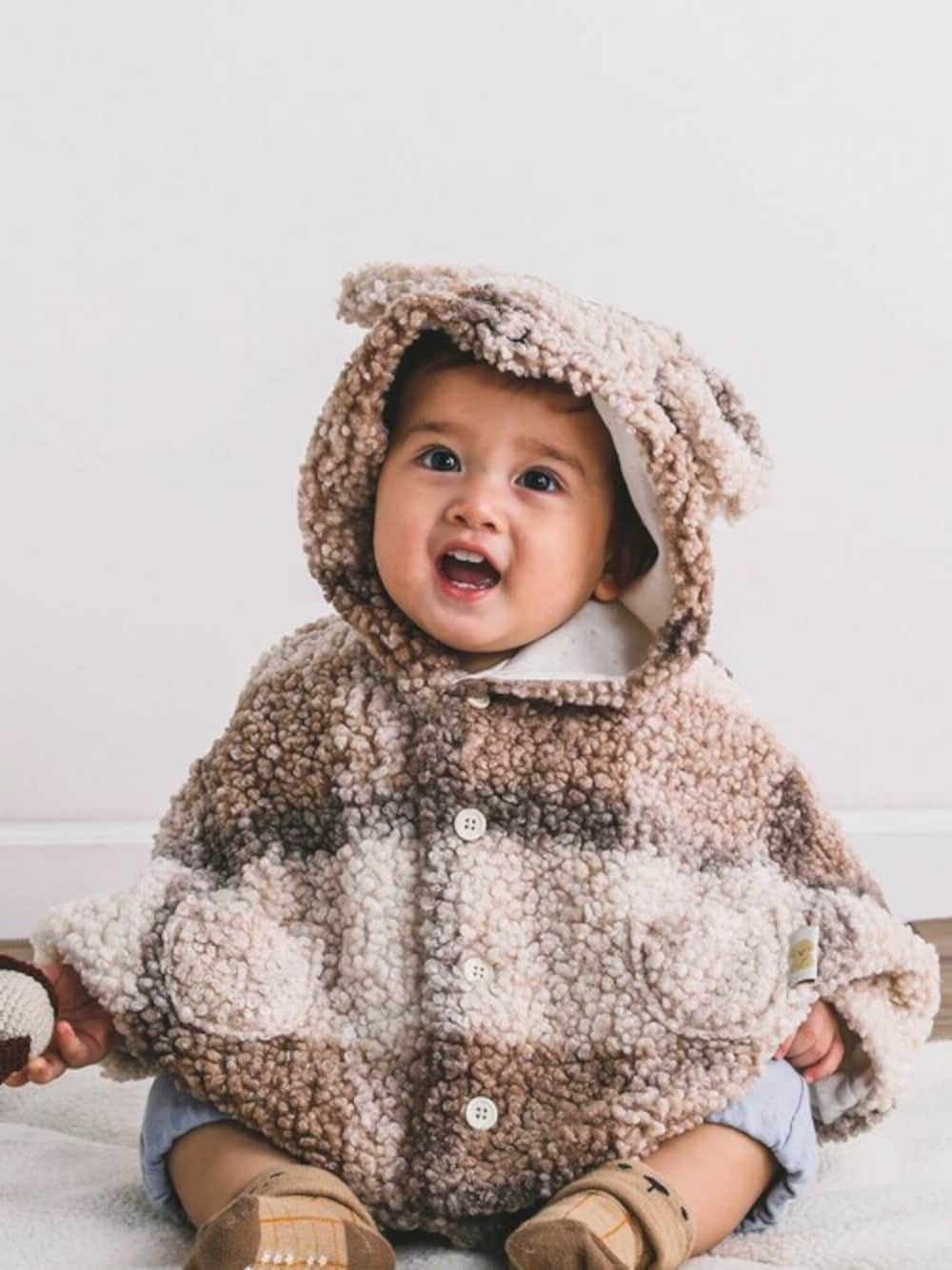 BEBE ONLINE STORE(BEBE ONLINE STORE)｜SLAP SLIP BABYのポンチョを