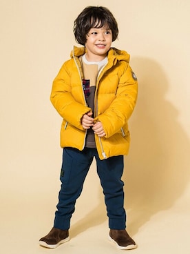 「配色」｜「アイテム（ジャケット/アウター）」を使った、BEBE ONLINE STOREさん（キッズ・110cm）の冬コーディネート