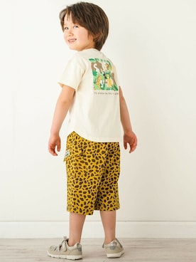 「アイテム（カーゴパンツ、イエロー系）」を使った、BEBE ONLINE STOREさん（キッズ・108cm）の春コーディネート