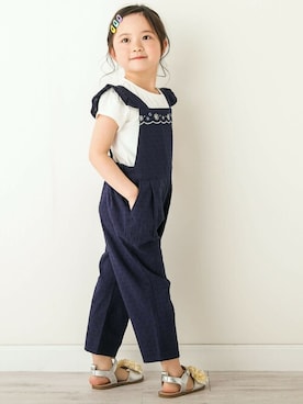 「SLAP SLIP（スラップスリップ）のアイテム（サロペット/オーバーオール）」を使った、BEBE ONLINE STOREさん（キッズ・108cm）の春コーディネート
