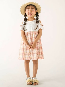 「SLAP SLIP（スラップスリップ）のアイテム（ワンピース/ドレス）」を使った、BEBE ONLINE STOREさん（キッズ・108cm）の春コーディネート