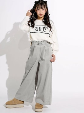 BEBE ONLINE STOREさんの（ZIDDY | ジディ）を使ったコーディネート