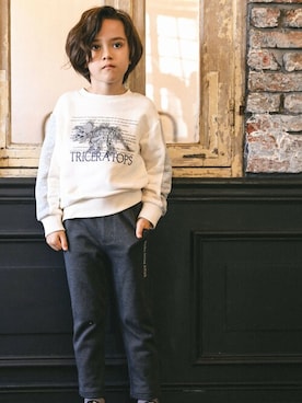 「BeBe（ベベ）のアイテム（パンツ）」を使った、BEBE ONLINE STOREさん（キッズ・113cm）の秋コーディネート