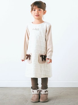 「SLAP SLIP（スラップスリップ）のアイテム（ワンピース/ドレス）」を使った、BEBE ONLINE STOREさん（キッズ・103cm）の秋コーディネート