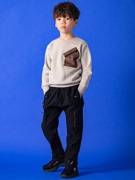 「WASK（ワスク）のアイテム（スウェット）」を使った、BEBE ONLINE STOREさん（キッズ・117cm）の冬コーディネート