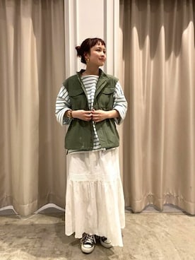 「アイテム（バングル/リストバンド）」を使った、a o Iさん（レディース・156cm）の春コーディネート