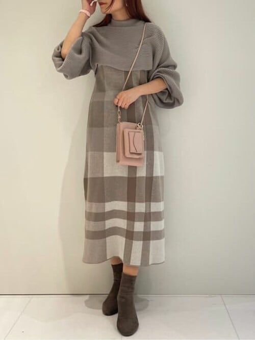 ミニ財布付きスマホショルダー（ショルダーバッグ）｜Samantha Thavasa