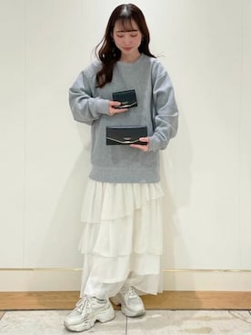 「ラメ」｜「アイテム（財布/小物）」を使った、SamanthaThavasaPetitChoiceShopStaffさん（レディース・160cm）の春コーディネート