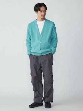 「アイテム（カーゴパンツ）」を使った、安本さん（メンズ・170cm）の冬コーディネート