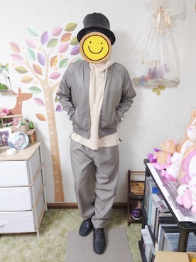 「RAGEBLUE（レイジブルー）のアイテム（スニーカー）」を使った、とんこつさん（メンズ・166cm）の秋コーディネート