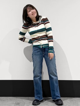「THE SHOP TK （ザ ショップ ティーケー ）のAIBO DENIM フレア（デニムパンツ、ブルー系）」を使った、macchaさん（レディース・156cm）の春コーディネート