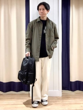 「Dessin（デッサン）の【撥水・洗える】プラドットボタンシャツ（シャツ/ブラウス、グリーン系）」を使った、takaさん（メンズ・168cm）の冬コーディネート
