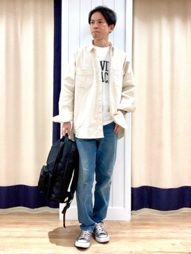 「Dessin（デッサン）の【洗える】オーガニックコットン ロゴプリントTシャツ（Tシャツ/カットソー、ホワイト系）」を使った、takaさん（メンズ・168cm）の秋コーディネート