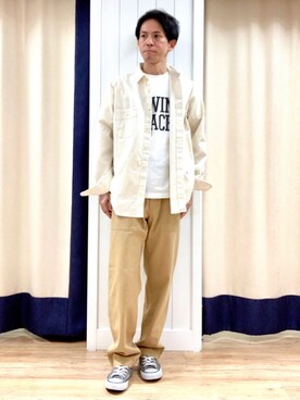 「Dessin（デッサン）の【洗える】オーガニックコットン ロゴプリントTシャツ（Tシャツ/カットソー、ホワイト系）」を使った、takaさん（メンズ・168cm）の秋コーディネート