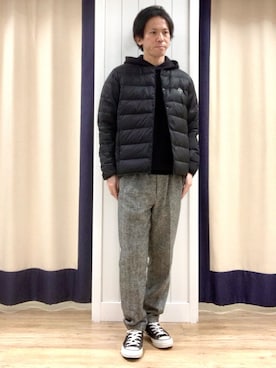 「Dessin（デッサン）の【洗える】ちょうどいいニットパーカ（ニット/セーター、ブラック系）」を使った、takaさん（メンズ・168cm）の冬コーディネート