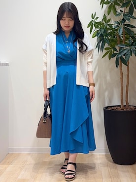 「grove（グローブ）の【接触冷感／UVカットetc】ベーシックショートカーディガン（カーディガン/ボレロ、ホワイト系）」を使った、minamiさんの春コーディネート