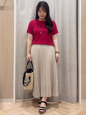 「grove（グローブ）の【シリーズ累計36万枚！名品ニット】やわらかドライタッチ ドルマンニット（ニット/セーター、ピンク系）」を使った、minamiさんの春コーディネート