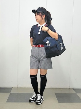 「adabat（アダバット）の【ADABAT NAVY】吸水速乾/ＵＶカット　カノコクレリック半袖ポロシャツ（ポロシャツ、ブラック系）」を使った、夜久祐子さん（レディース・152cm）の夏コーディネート