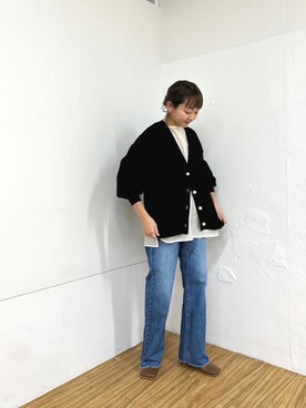 「SHENERY（シーナリー）のカットオフストレートデニムパンツ（デニムパンツ）」を使った、MURATA_157cmさん（レディース・157cm）の冬コーディネート