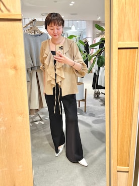 「SHENERY（シーナリー）のフリルカラーブラウス（シャツ/ブラウス、ベージュ系）」を使った、MURATA_157cmさん（レディース・157cm）の春コーディネート