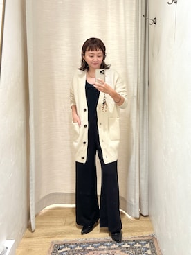 「ニットカーディガン」｜「アイテム（オールインワン・サロペット）」を使った、MURATA_157cmさん（レディース・157cm）の秋コーディネート