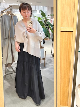 「SHENERY（シーナリー）のコットンスムースカーディガン（カーディガン/ボレロ、ベージュ系）」を使った、MURATA_157cmさん（レディース・157cm）の春コーディネート