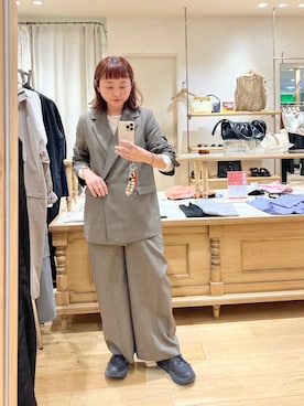 「SHENERY（シーナリー）のアイテム（テーラードジャケット）」を使った、MURATA_157cmさん（レディース・157cm）の秋コーディネート