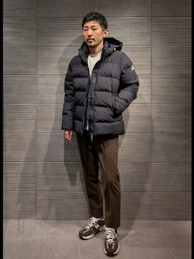 「アイテム（スラックス）」を使った、yanoさん（メンズ・173cm・30代）の冬コーディネート