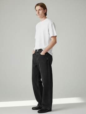「United Athle（ユナイテッドアスレ）のUnited Athle / 7.1オンス Heavyweight オープンエンド ショートスリーブTシャツ / 4277-01 夏服（Tシャツ/カットソー、ホワイト系）」を使った、UNSTOAスタッフさん（メンズ・181cm）の夏コーディネート