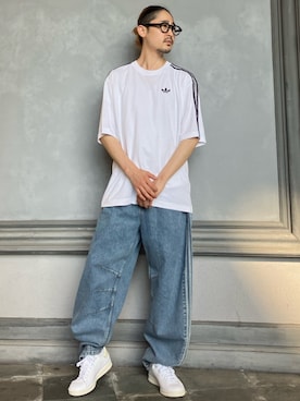 「adidas（アディダス）のHIGH RISE BARREL LEG DENIM PANT / アディダスオリジナルス adidas Originals（デニムパンツ、ブルー系）」を使った、hkさん（メンズ・168cm）の秋コーディネート