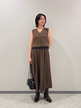 「NATURAL BEAUTY BASIC（ナチュラルビューティーベーシック）のショートジレドッキングワンピース（ワンピース、ブラウン系）」を使った、miwanbbさん（レディース・162cm）の夏コーディネート