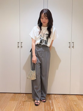 「NATURAL BEAUTY BASIC（ナチュラルビューティーベーシック）のベルテッドタックワイドパンツ（その他パンツ、グレー系）」を使った、rinaさん（レディース・155cm）の夏コーディネート