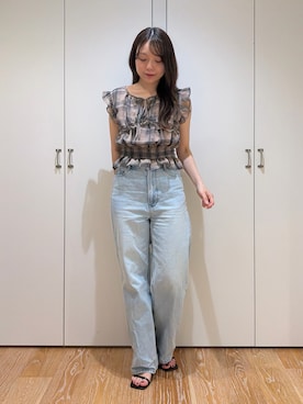 「NATURAL BEAUTY BASIC（ナチュラルビューティーベーシック）の◇【Oggi掲載】【美人百花掲載】ワイドストレートデニムパンツ（デニムパンツ、ブルー系）」を使った、rinaさん（レディース・155cm）の夏コーディネート