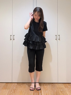 「NATURAL BEAUTY BASIC（ナチュラルビューティーベーシック）の【山本里菜さんコラボ】ドッキングペプラムカットソー（Tシャツ/カットソー、ブラック系）」を使った、rinaさん（レディース・155cm）の夏コーディネート