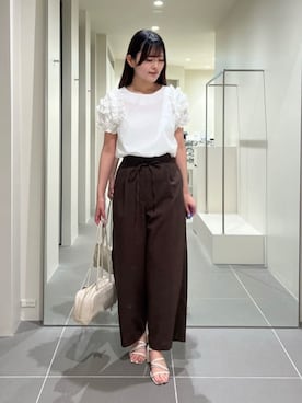 「NATURAL BEAUTY BASIC（ナチュラルビューティーベーシック）のティアードフリルスリーブブラウス（シャツ/ブラウス、ホワイト系）」を使った、maruさん（レディース・158cm）の夏コーディネート