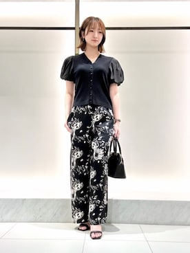 「ANAYI（アナイ）の◇ラウンドミニハンドバッグ（ハンドバッグ、ブラック系）」を使った、 ANAYI　ショップスタッフさん（レディース・158cm）の夏コーディネート