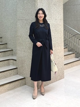 「ANAYI（アナイ）の◇ラウンドミニハンドバッグ（ハンドバッグ、ホワイト系）」を使った、 ANAYI　ショップスタッフさん（レディース・162cm）の秋コーディネート