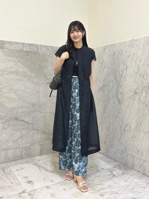 ANAYI ANAYI ショップスタッフさんのベルトを使ったコーディネート