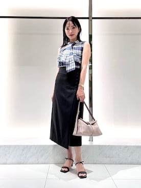 「ANAYI（アナイ）のシルクシアーチェックタイブラウス〈セットアップ対応商品〉（シャツ/ブラウス、ブルー系）」を使った、 ANAYI　ショップスタッフさん（レディース・158cm）の夏コーディネート