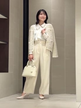「ANAYI（アナイ）の◇ラウンドミニハンドバッグ（ハンドバッグ、ホワイト系）」を使った、 ANAYI　ショップスタッフさん（レディース・162cm）の秋コーディネート