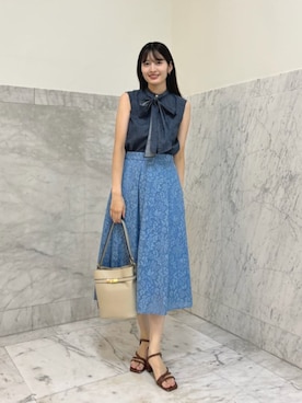 「ANAYI（アナイ）のスラブシャンブレーノースリブラウス（シャツ/ブラウス、ブルー系）」を使った、 ANAYI　ショップスタッフさん（レディース・163cm）の夏コーディネート