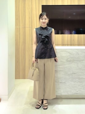 「ANAYI（アナイ）の◇ラウンドミニハンドバッグ（ハンドバッグ、ブラウン系）」を使った、 ANAYI　ショップスタッフさん（レディース・158cm）の夏コーディネート