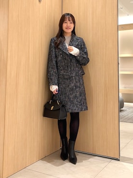 「ANAYI（アナイ）のレーヨンナイロンリブレース付き プルオーバー（ニット/セーター、グレー系）」を使った、 ANAYI　ショップスタッフさん（レディース・162cm）の秋コーディネート