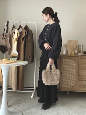 「アイテム（カーディガン/ボレロ）」を使った、エリーさん（レディース・163cm）の秋コーディネート