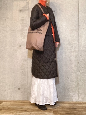 「大人可愛い、シンプル」｜「アイテム（その他）」を使った、エリーさん（レディース・163cm）の冬コーディネート