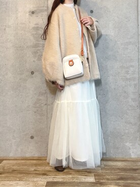 「淡色」｜「アイテム（その他）」を使った、エリーさん（レディース・163cm）の冬コーディネート