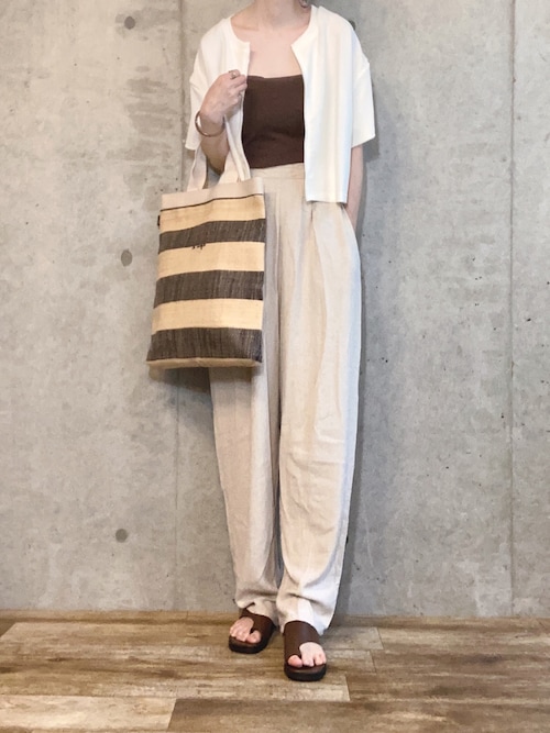 リネンフロントタックリラックスパンツ（スラックス）｜select MOCA by