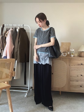 「tiptop（ティップトップ）の配色シアー×ヘンリーネックレイヤードT（Tシャツ/カットソー、グレー系）」を使った、エリーさん（レディース・163cm）の春コーディネート